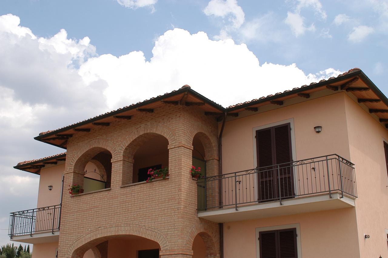 B&B Il Girasole - Rooms & House In Country - 1500 Meters From The City Montepulciano Stazione Εξωτερικό φωτογραφία